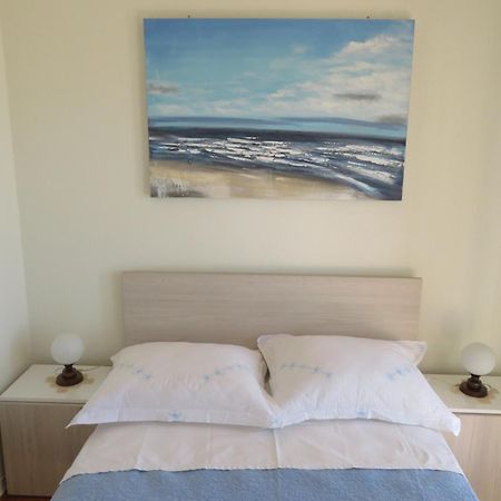 Casa Rosada Hotel Podgora Quarto foto