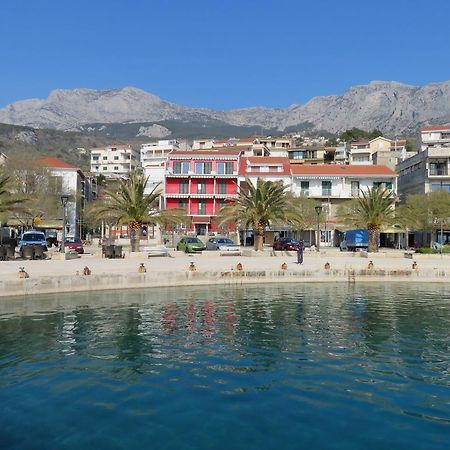 Casa Rosada Hotel Podgora Exterior foto