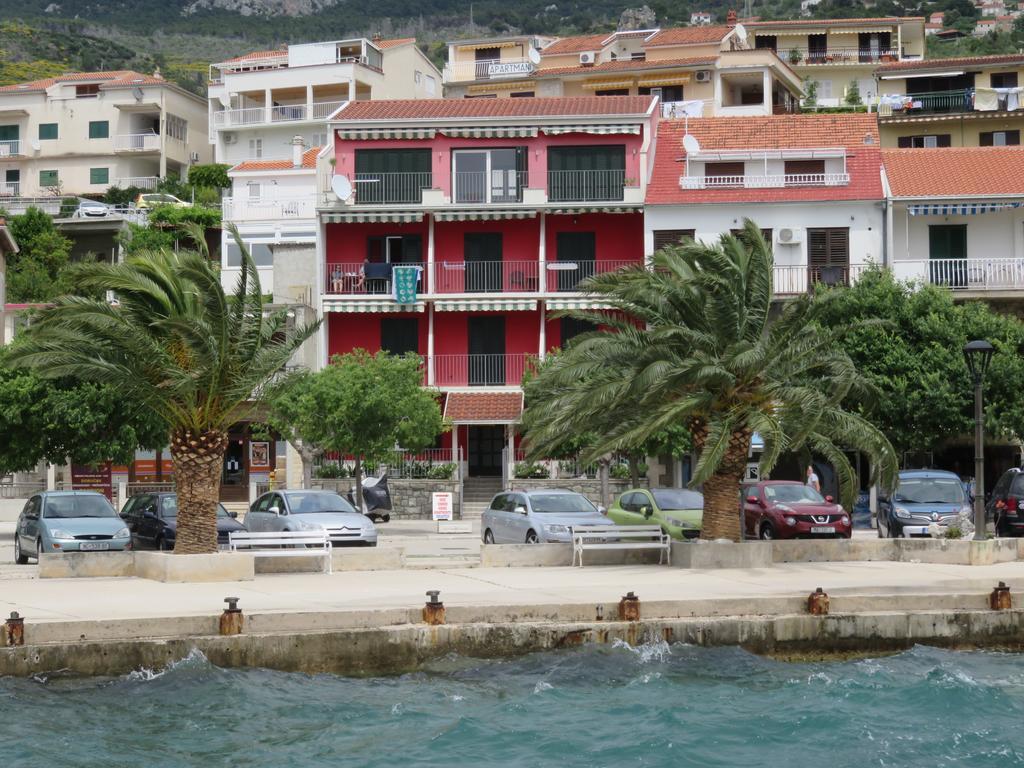 Casa Rosada Hotel Podgora Exterior foto
