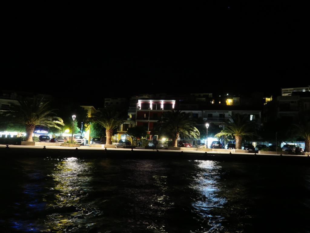 Casa Rosada Hotel Podgora Exterior foto